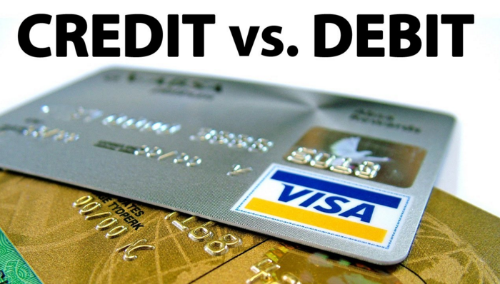 so sánh thẻ debit và credit