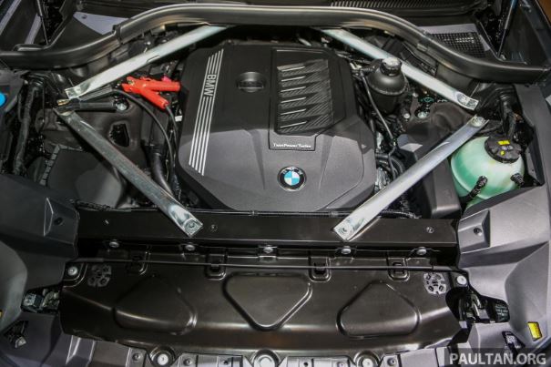 Động cơ xe BMW