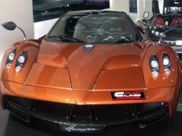 Siêu phẩm Pagani Huayra đầu tiên về Việt Nam