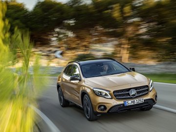 Sẽ có ít nhất 4 xe SUV Mercedes trình làng cho đến năm 2020