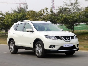 Tháng 2/2017: Nissan X-Trail &ldquo;thăng hoa&rdquo;, Mazda CX-5 lao dốc