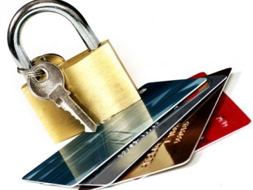 Rủi ro từ việc dùng thẻ tín dụng để giao dịch khống