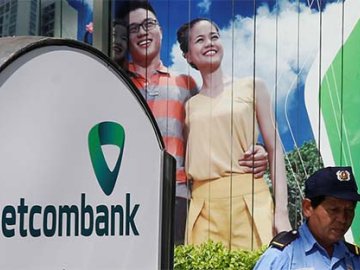Chuyển động quanh kỷ lục lợi nhuận Vietcombank