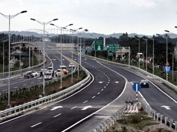 Xây dựng tuyến cao tốc Hòa Bình - Mộc Châu trị giá hơn 20.800 tỷ đồng