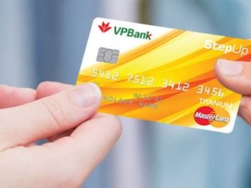 Thanh toán bằng thẻ tín dụng như thế nào để không bị tính lãi