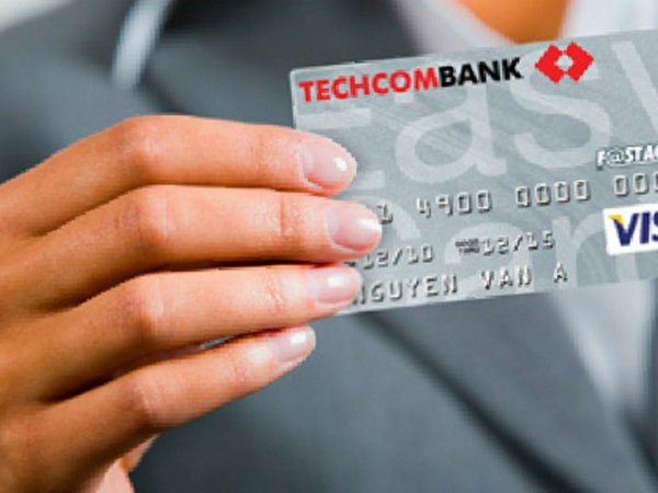 Hướng dẫn cách làm thẻ tín dụng Techcombank 2020 đầy đủ nhất