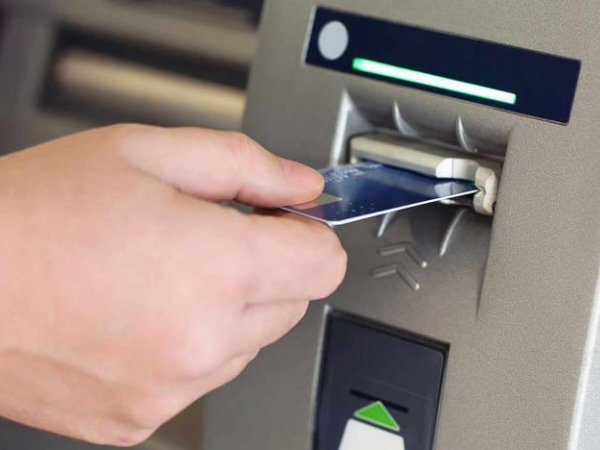 Cần làm gì nếu thẻ ATM bị khóa do nhập sai mã PIN 3 lần?
